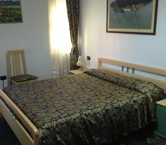 Otel Art Nirvana Tiran