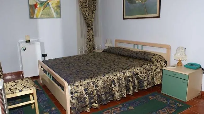 Otel Art Nirvana Tiran