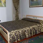 Otel Art Nirvana Tiran