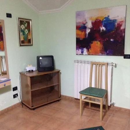 酒店 Art Nirvana 地拉那