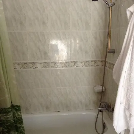 酒店 Art Nirvana 地拉那